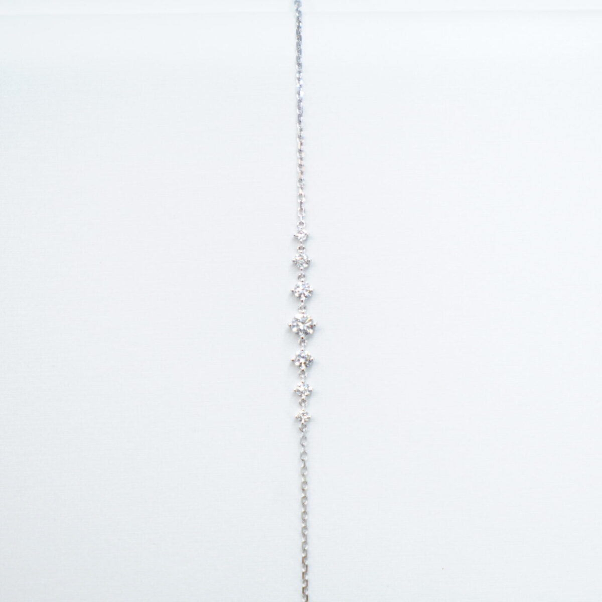0.587 carat tw round laboratory grown diamond bracelet in 9kt white gold