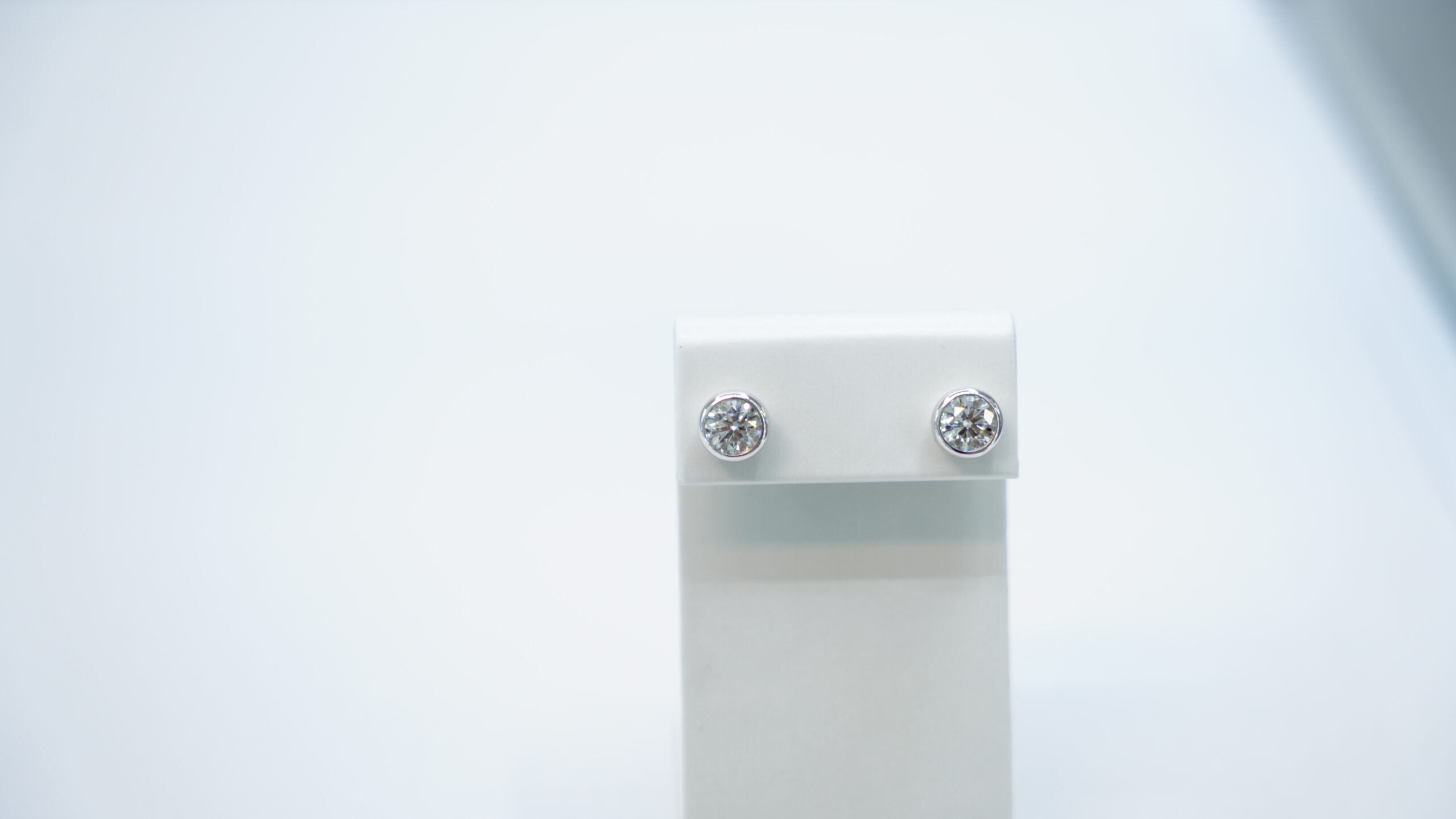 2.02 carat tw round laboratory grown diamond earring in 9kt white gold 2.02 carat tw round laboratory grown diamond earring in 9kt white gold
