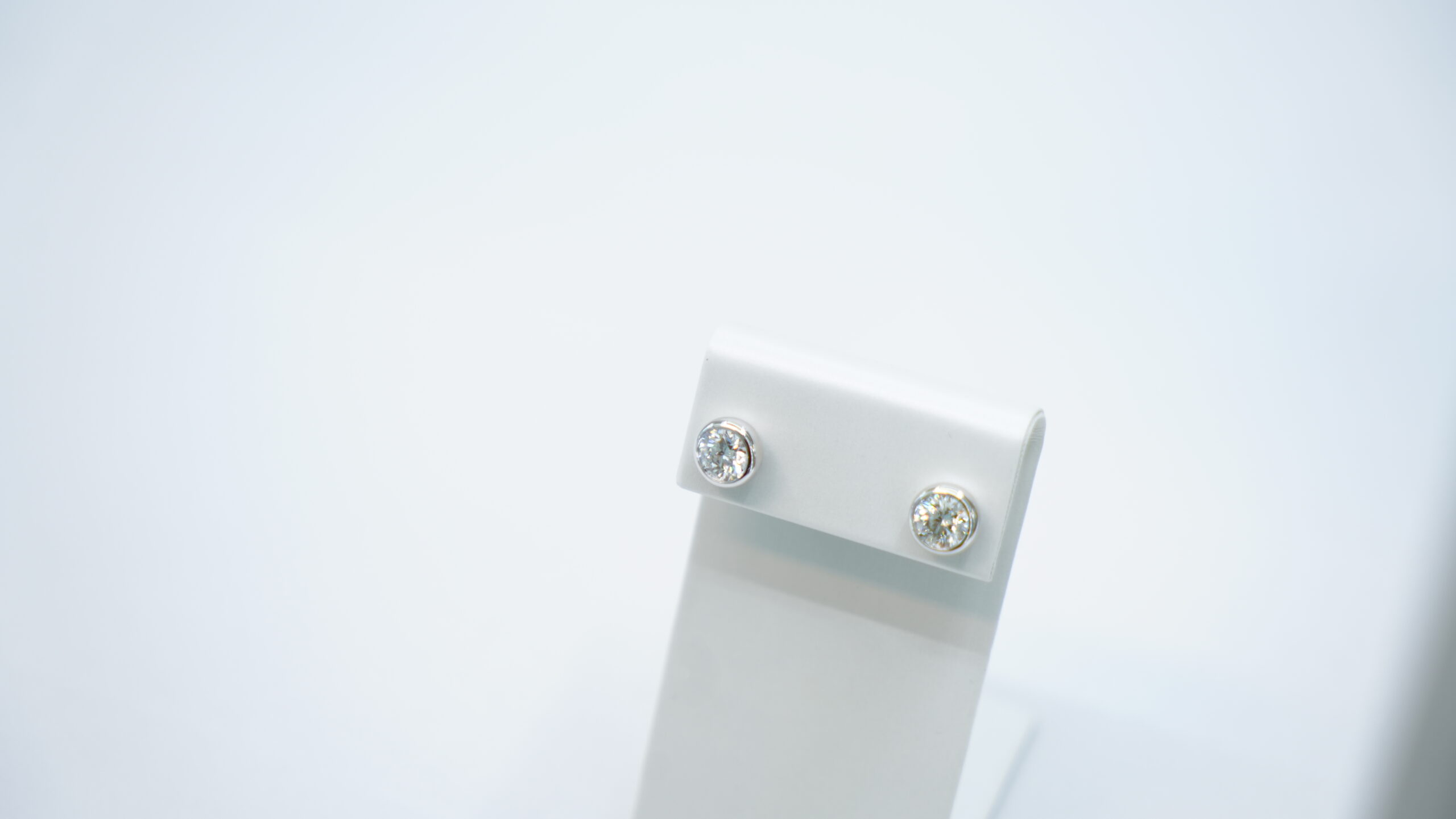 2.02 carat tw round laboratory grown diamond earring in 9kt white gold 2.02 carat tw round laboratory grown diamond earring in 9kt white gold