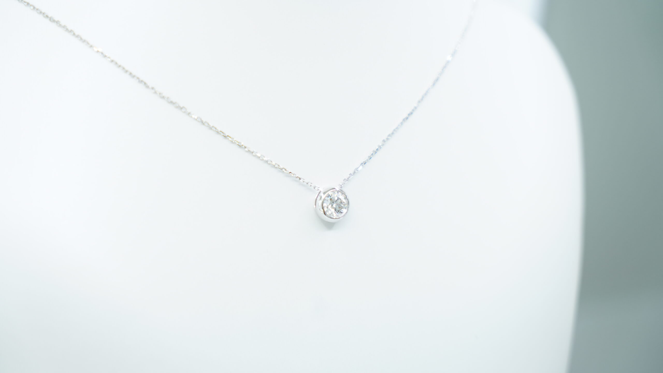 1.04 carat tw round laboratory grown diamond necklace in 9kt white gold 1.04 carat tw round laboratory grown diamond necklace in 9kt white gold