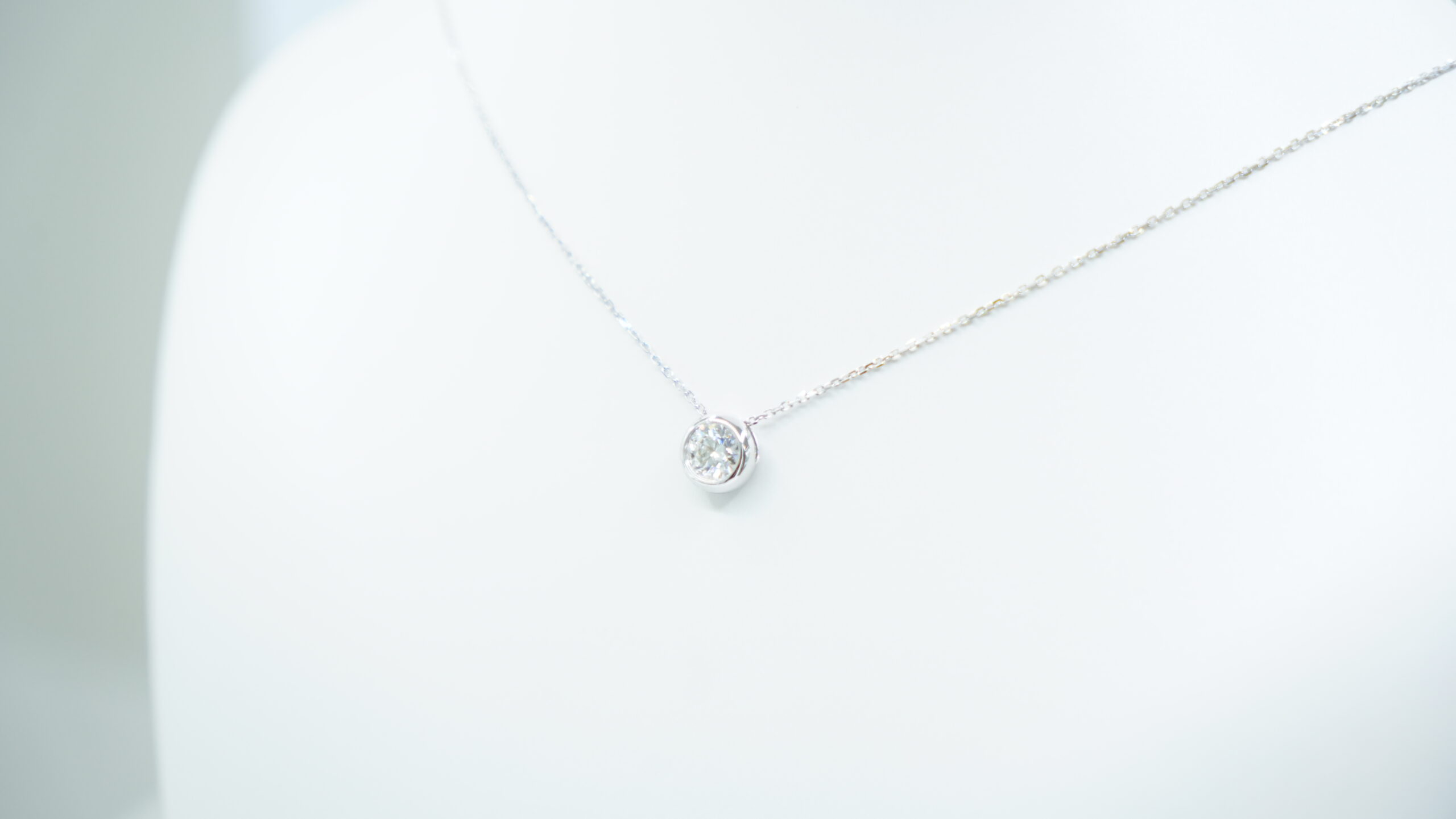1.04 carat tw round laboratory grown diamond necklace in 9kt white gold 1.04 carat tw round laboratory grown diamond necklace in 9kt white gold