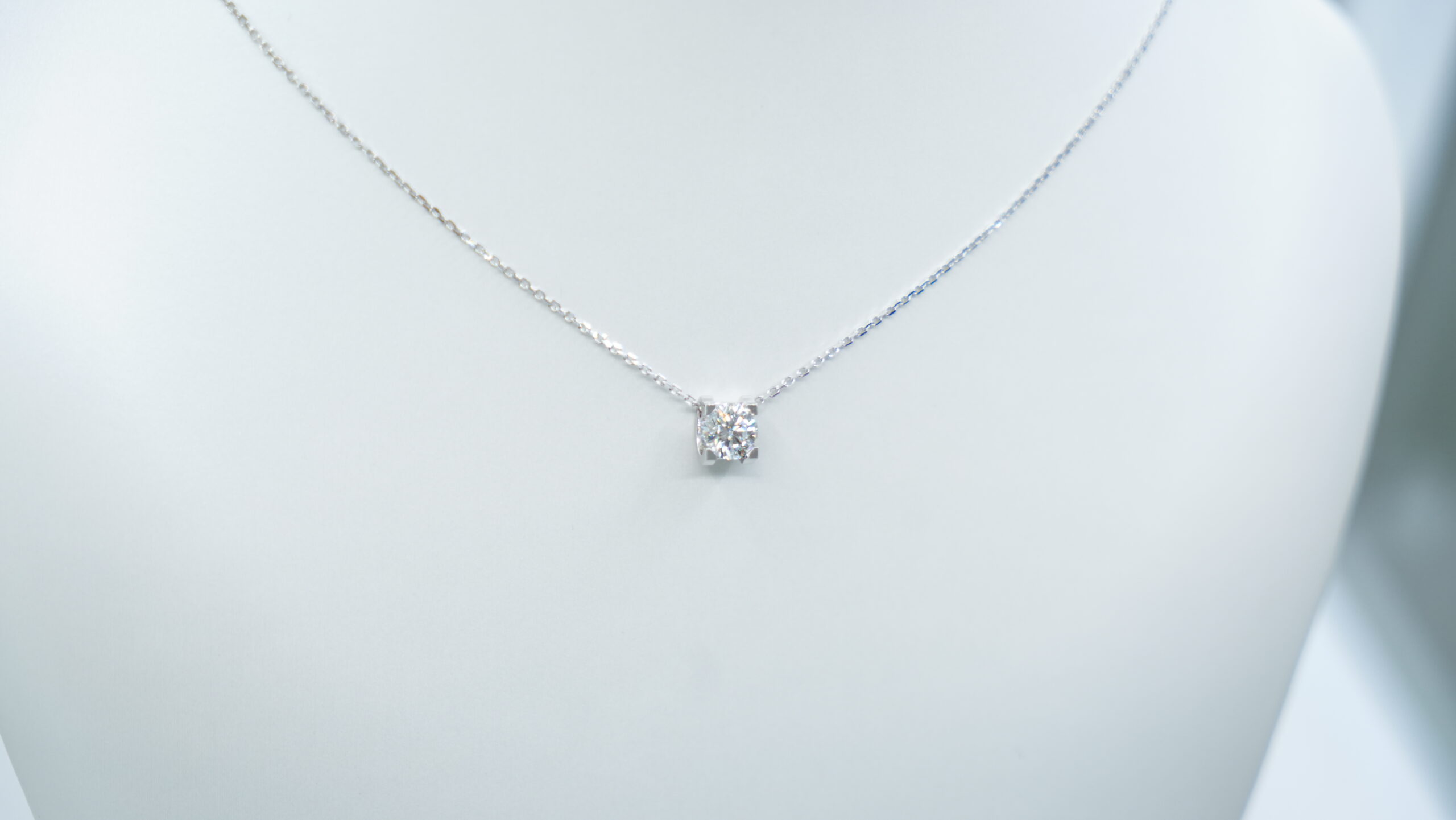 1.07 carat tw round laboratory grown diamond necklace in 9kt white gold 1.07 carat tw round laboratory grown diamond necklace in 9kt white gold
