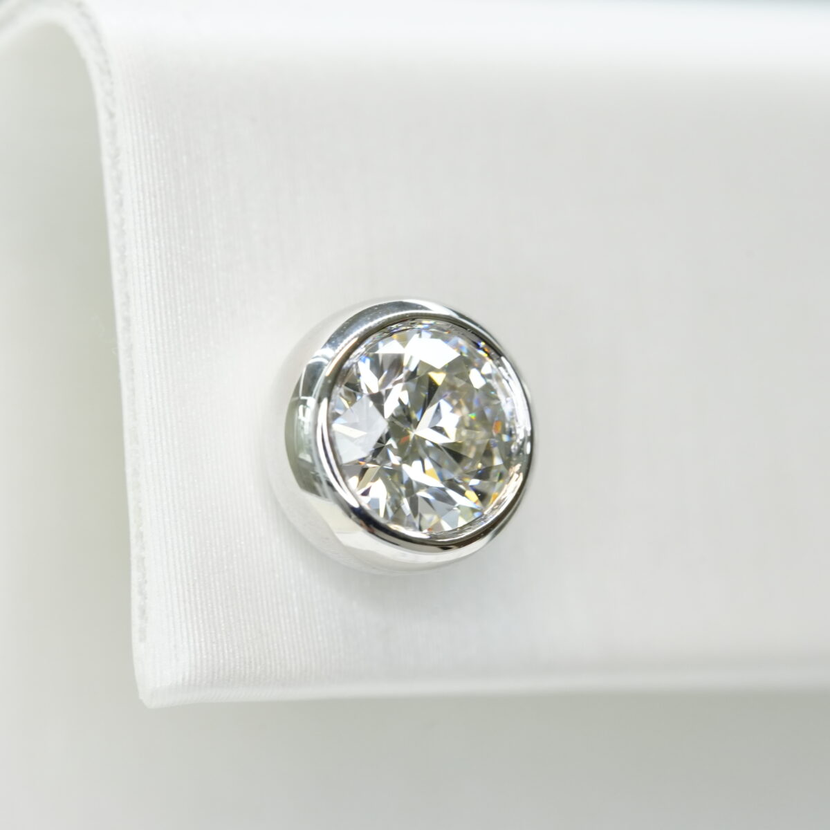 Round laboratory grown diamond earrings