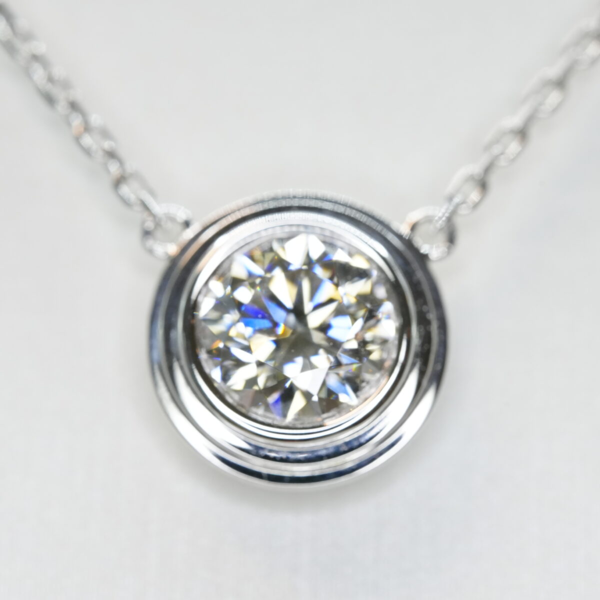 Round laboratory grown diamond necklace