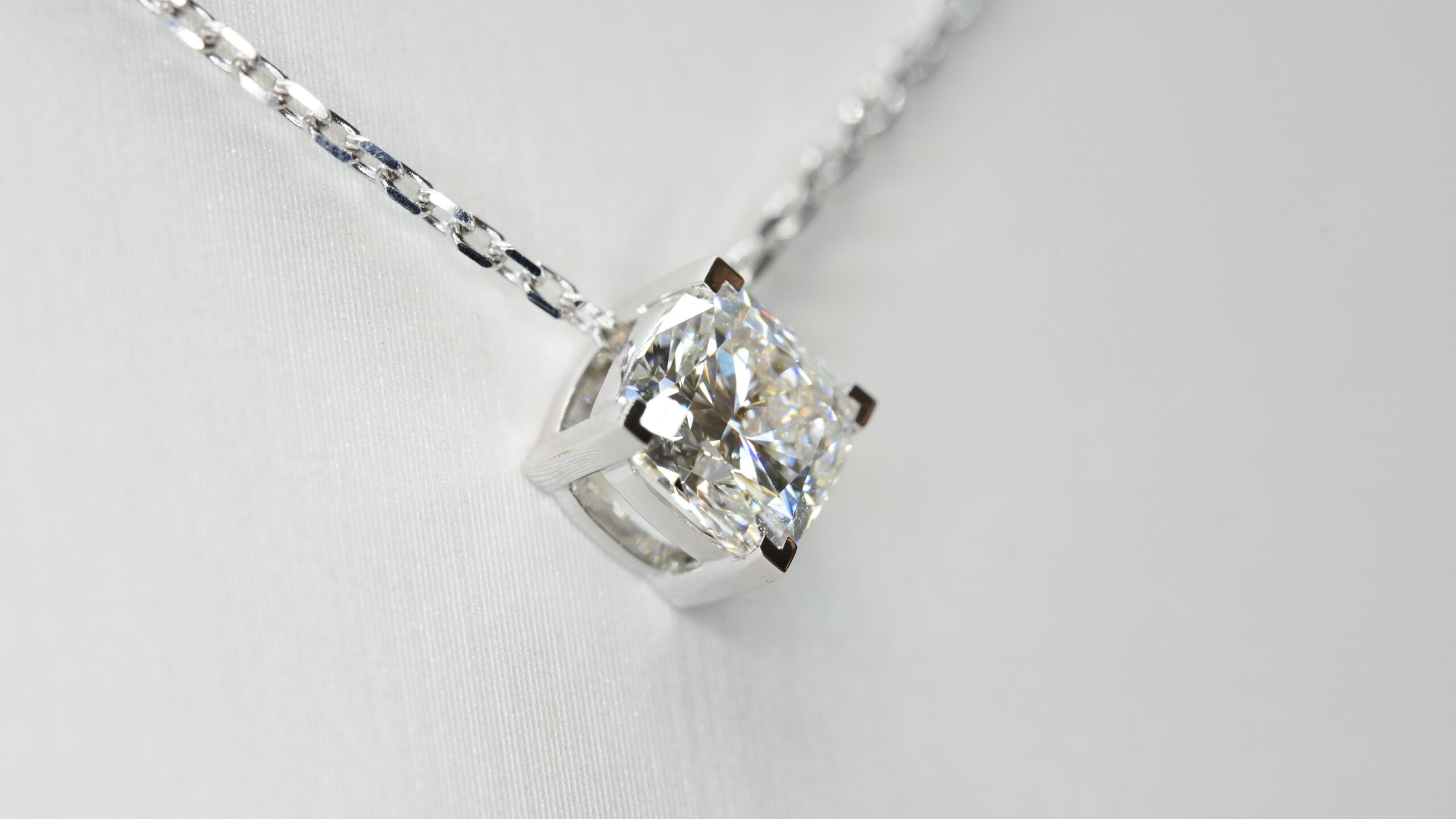 Cushion laboratory grown diamond necklace Cushion laboratory grown diamond necklace