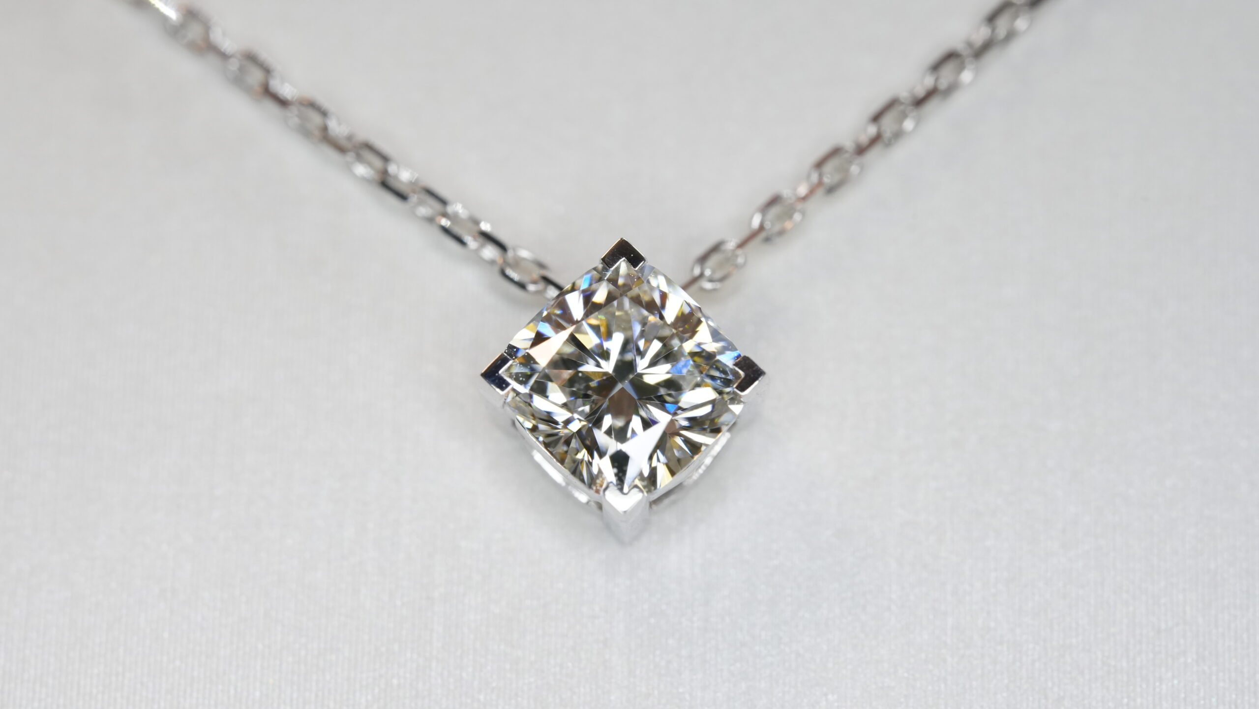 Cushion laboratory grown diamond necklace Cushion laboratory grown diamond necklace
