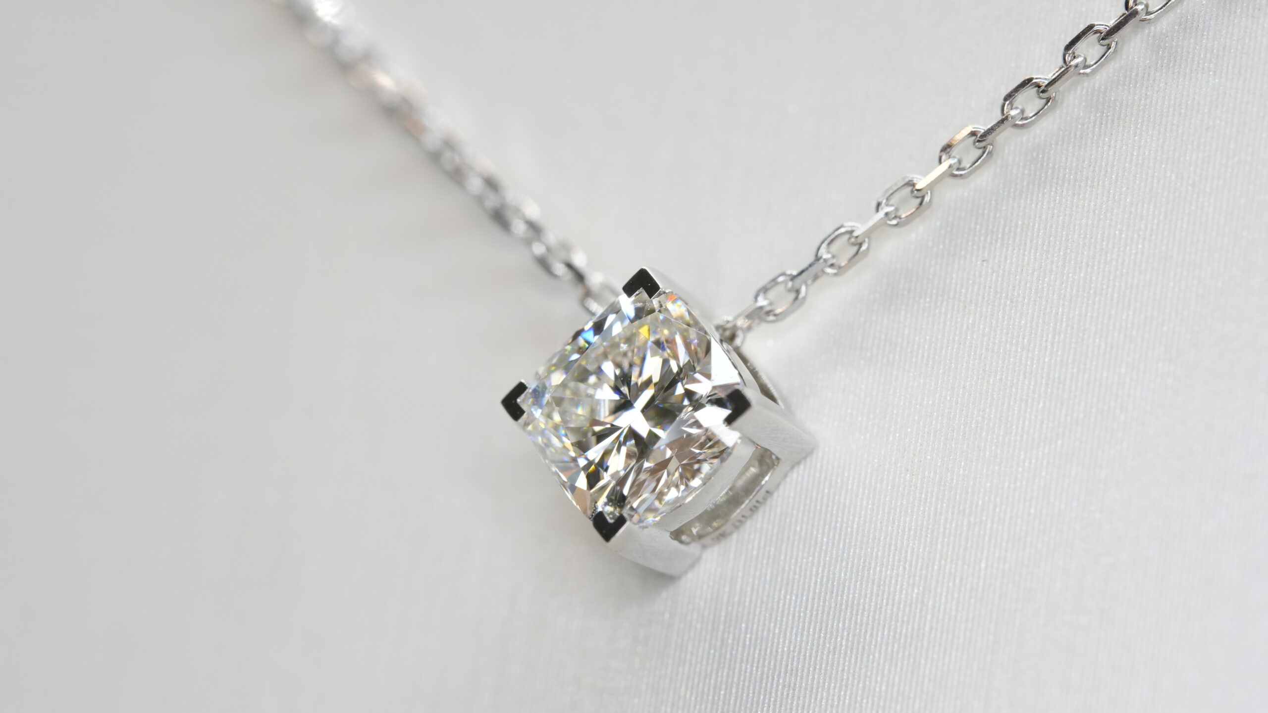Cushion laboratory grown diamond necklace Cushion laboratory grown diamond necklace