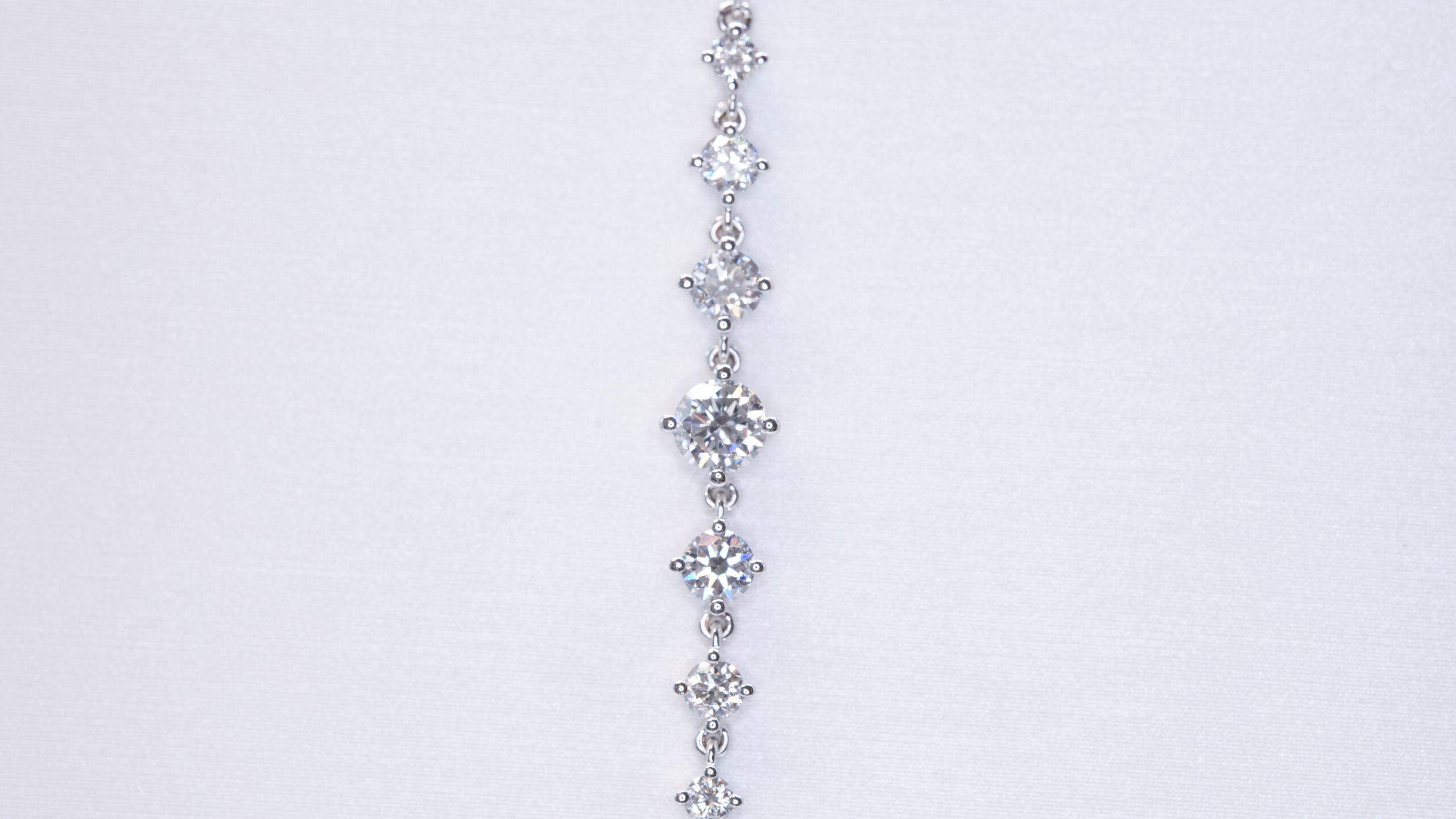 Round laboratory grown diamond bracelet Round laboratory grown diamond bracelet