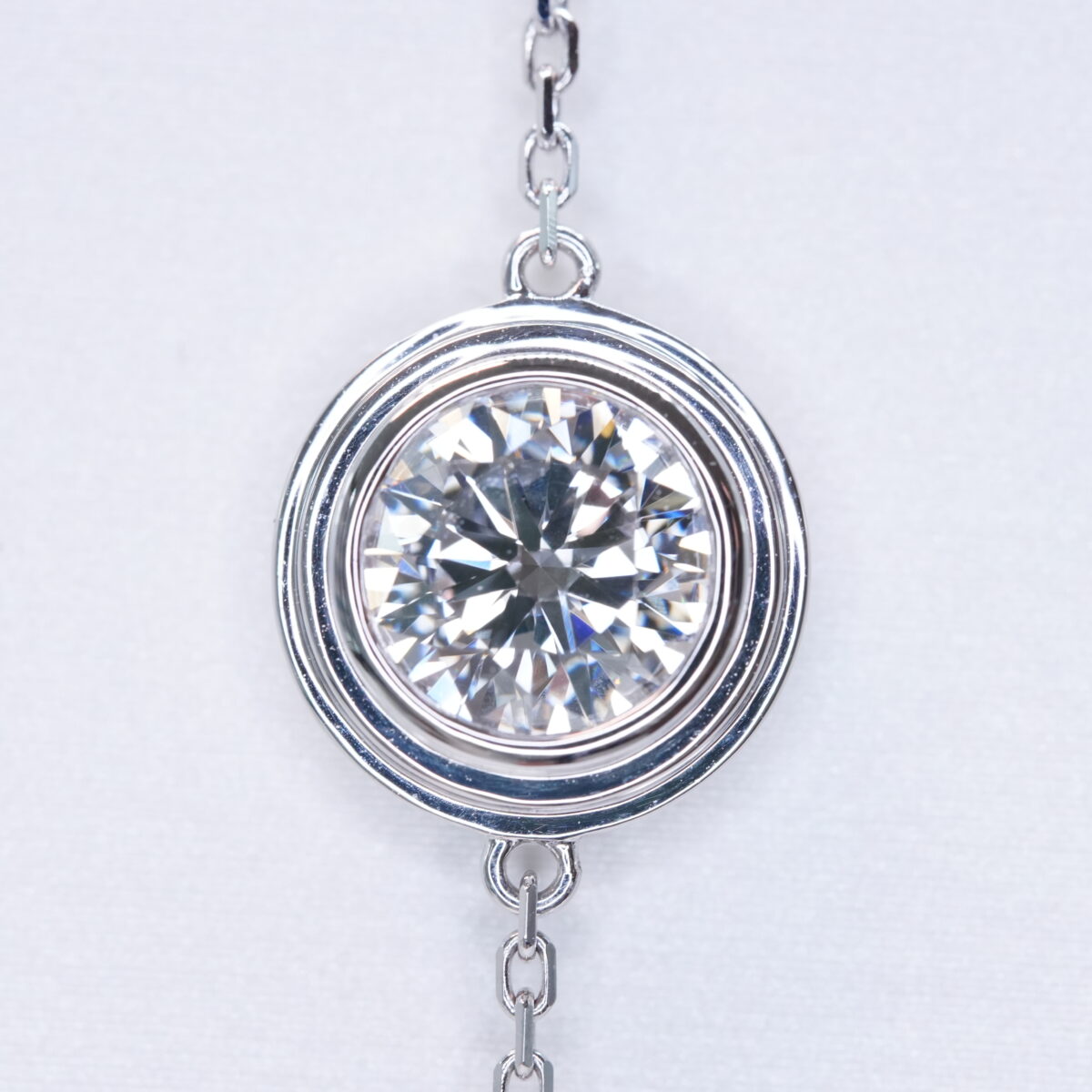 Round laboratory grown diamond bracelet