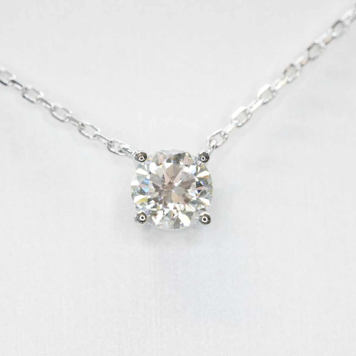 Round laboratory grown diamond necklace