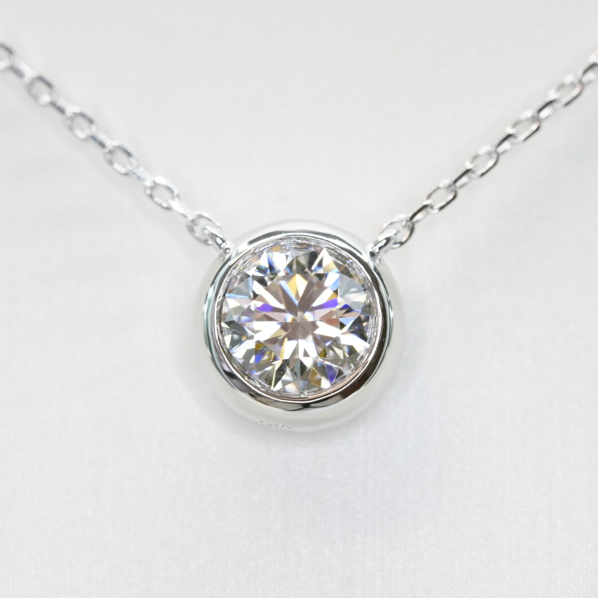 Round laboratory grown diamond necklace