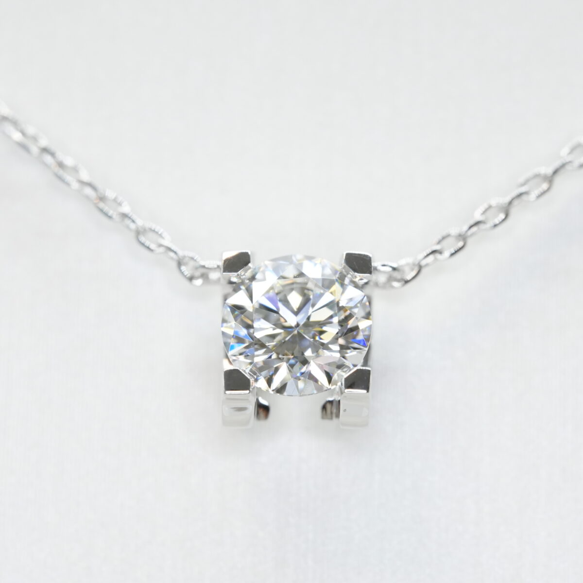 Round laboratory grown diamond necklace