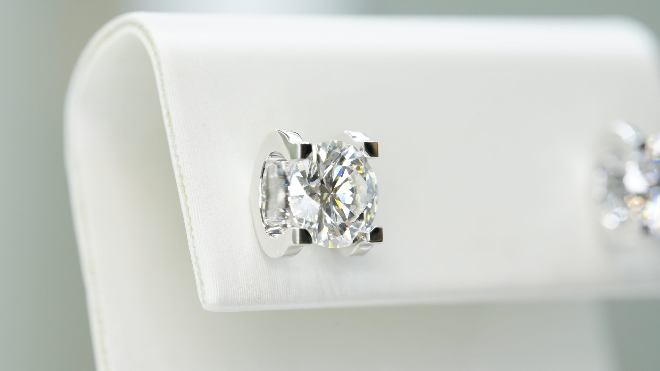 Round laboratory grown diamond earrings Round laboratory grown diamond earrings