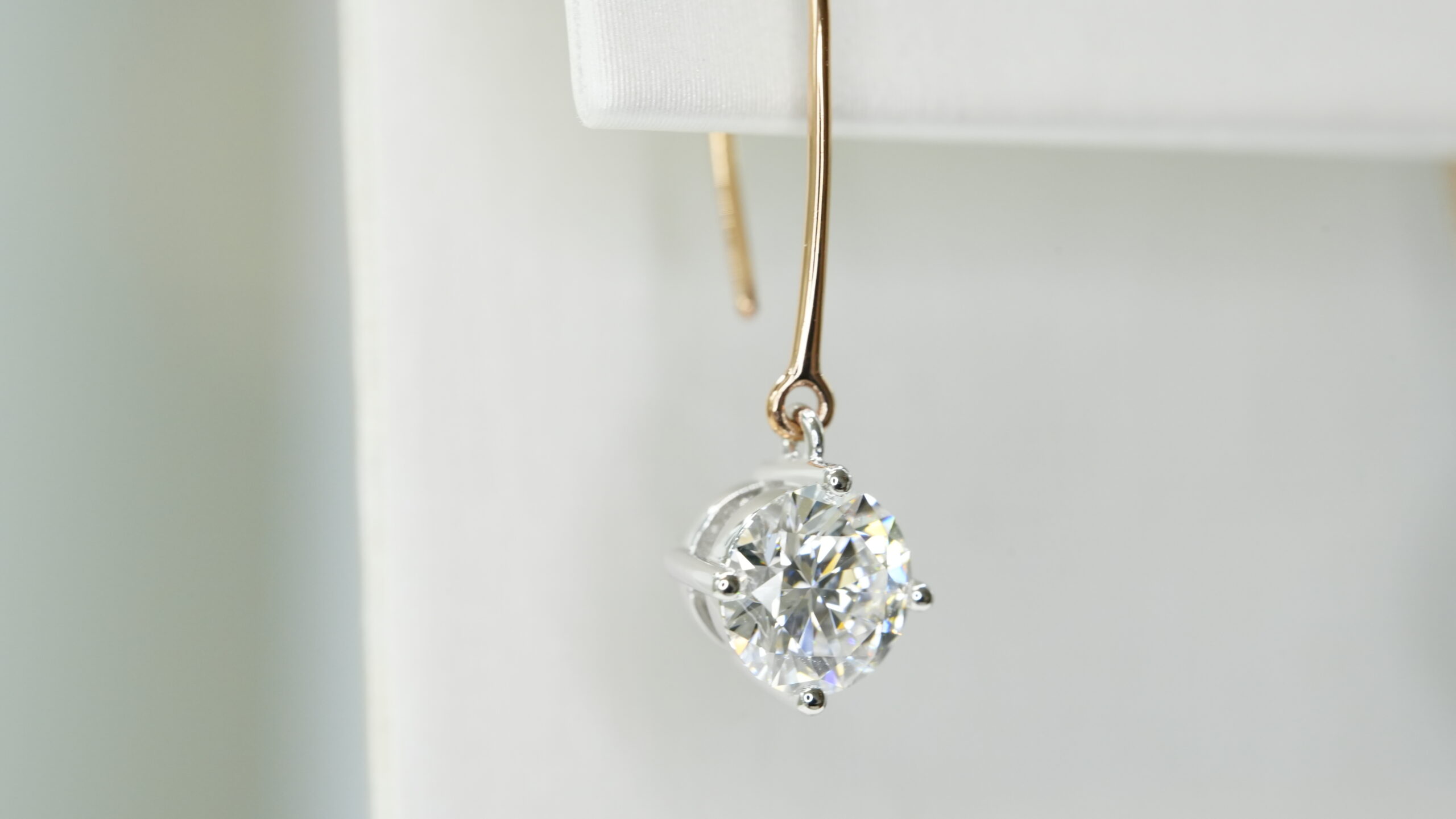 Round laboratory grown diamond earrings Round laboratory grown diamond earrings