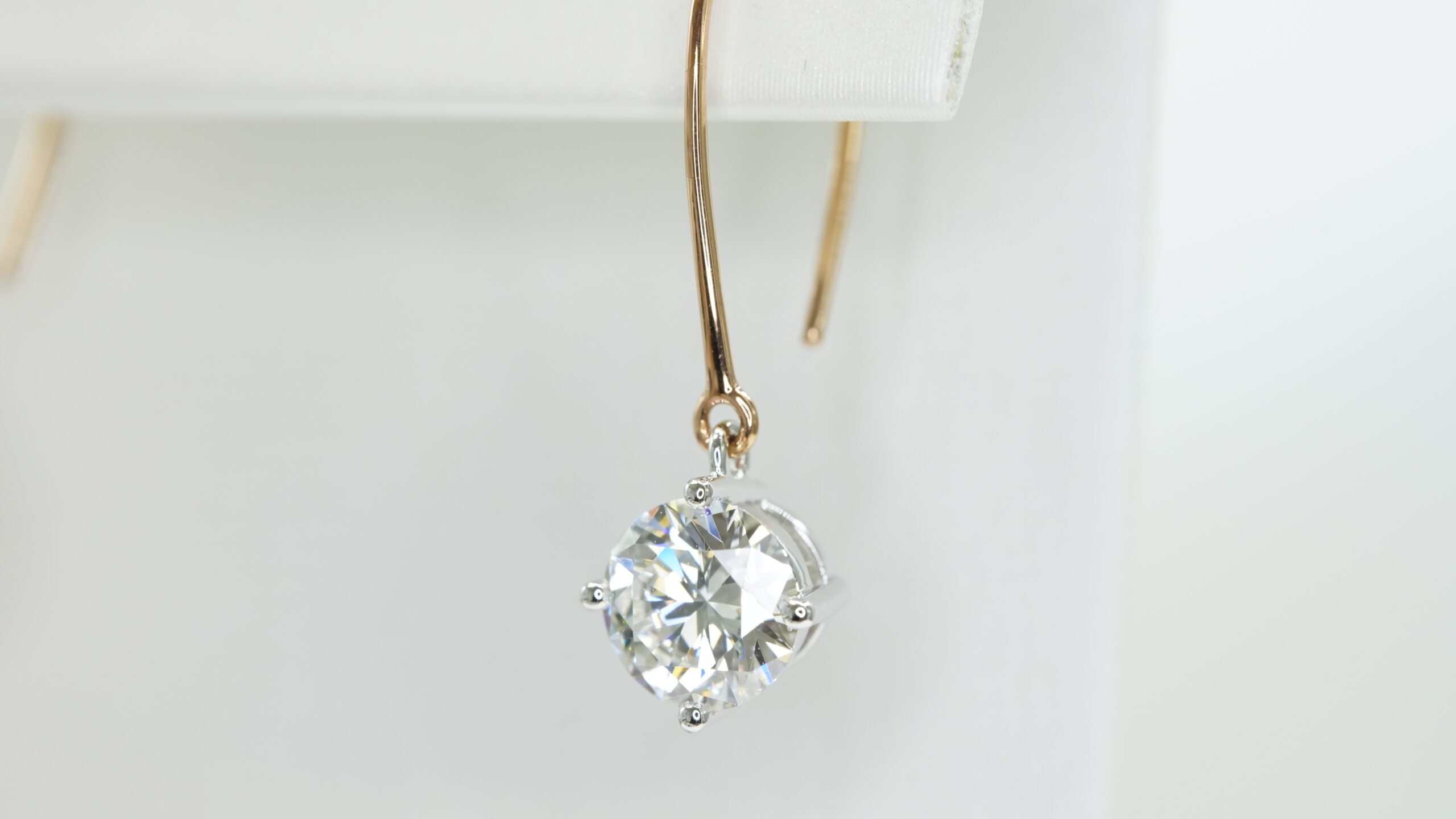 Round laboratory grown diamond earrings Round laboratory grown diamond earrings