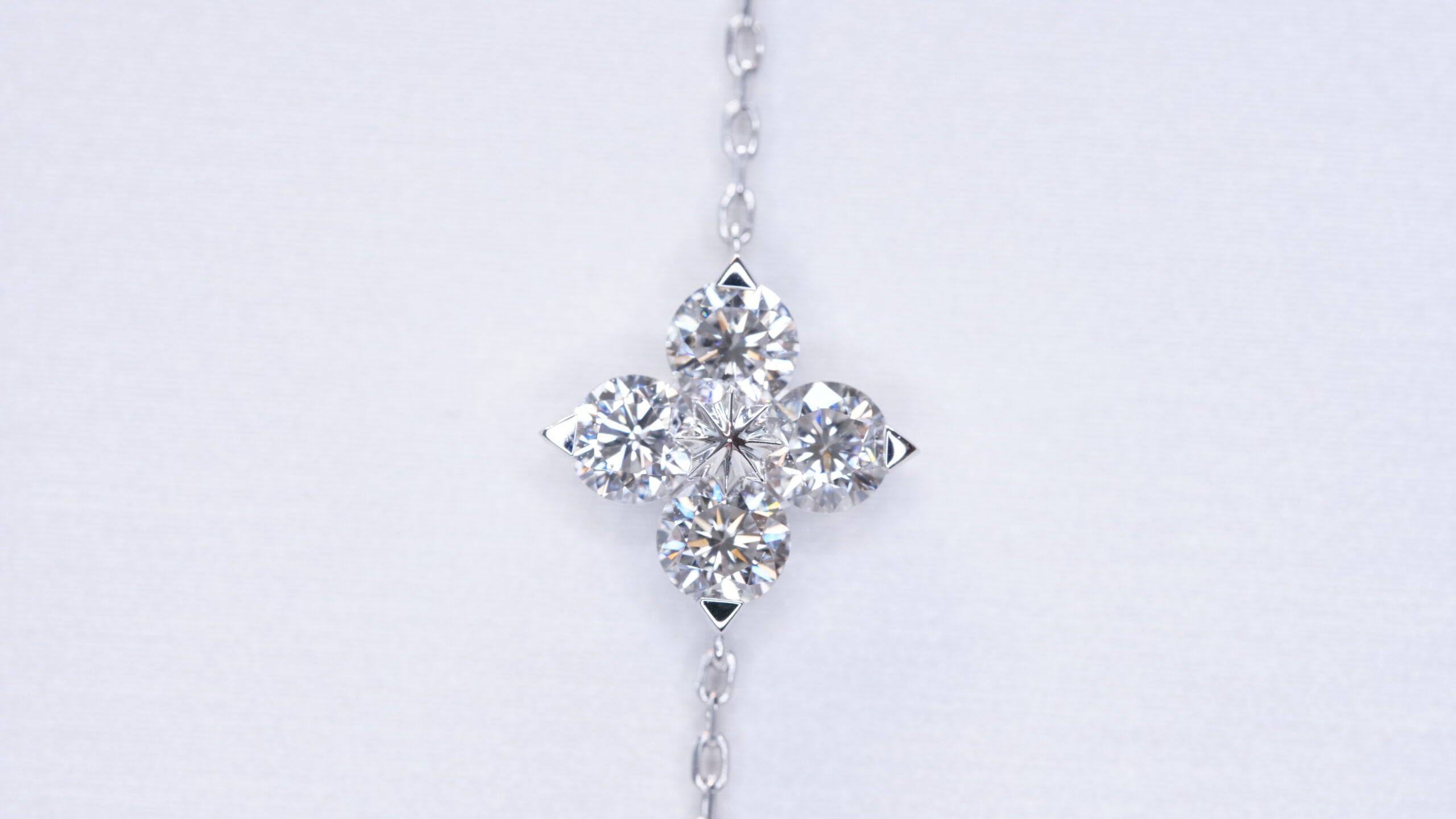 Round laboratory grown diamond bracelet Round laboratory grown diamond bracelet