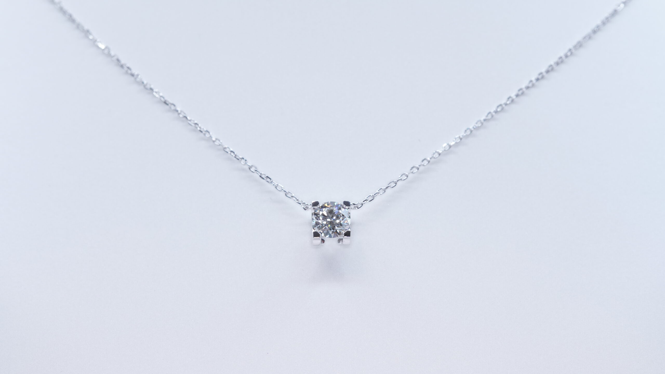 Round laboratory grown diamond necklace Round laboratory grown diamond necklace