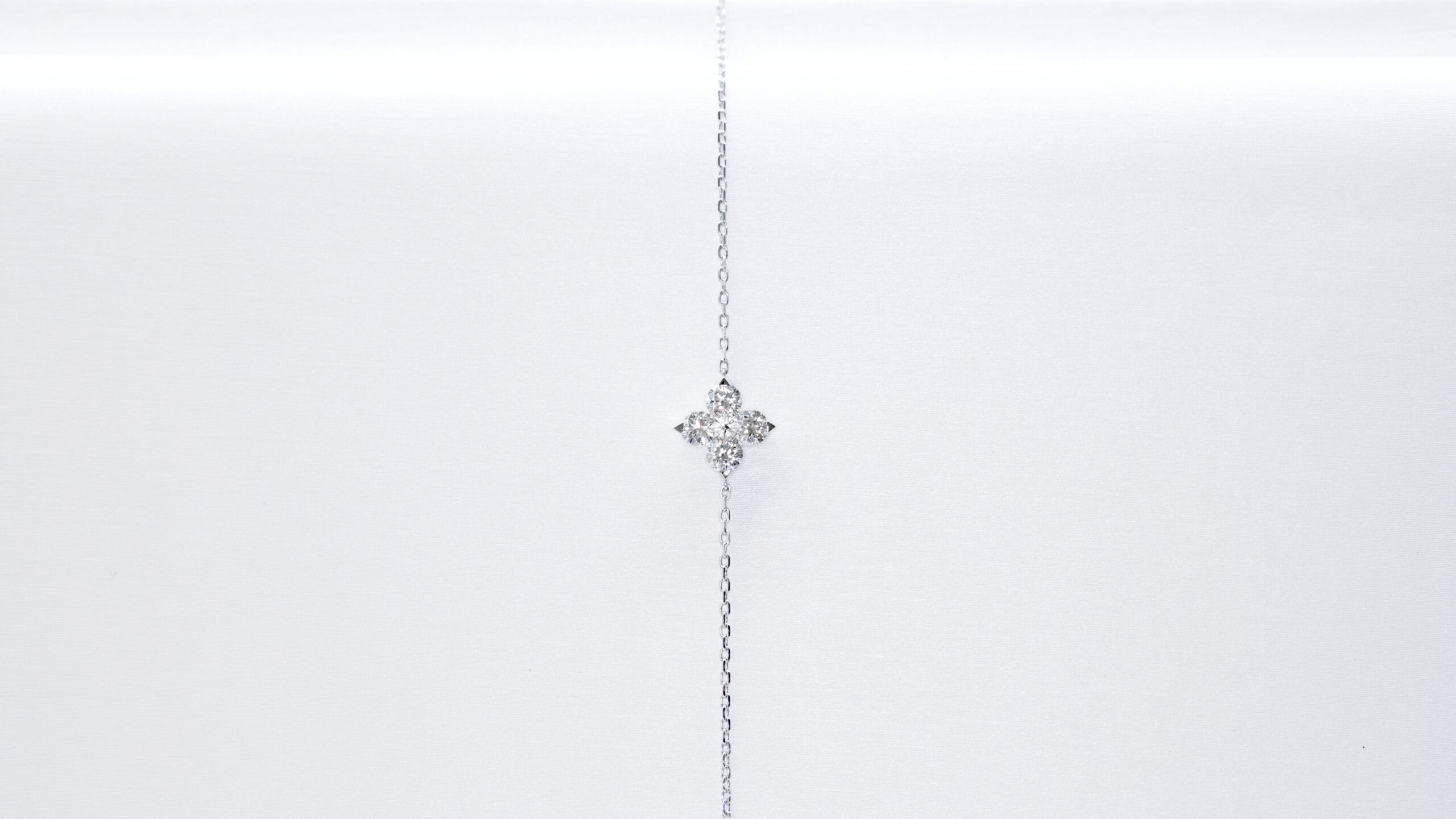 Round laboratory grown diamond bracelet Round laboratory grown diamond bracelet